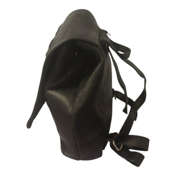 cole haan mens wayland pebbled leather backpack black Grand Ambition Convertible Travel from the office to airport with this commuter Cole Haan Damon Backpack (Women)
